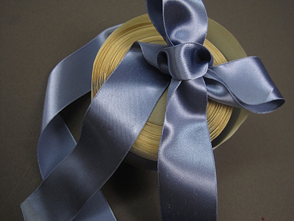 Vintage 30s blue satin bow ribbon