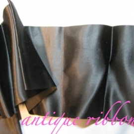 Vintage wide ribbon black satin