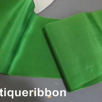 Vintage silk taffeta wide ribbon Edwardian era 5 7/8 in  W emerald green